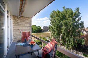 Outdoor dining - Vrbo Property (Grömitz)