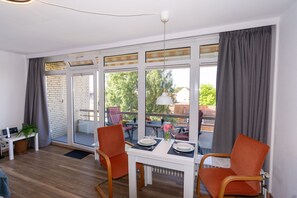 Dining - Vrbo Property (Grömitz)