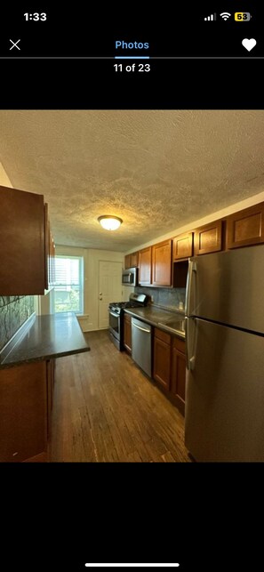 Private kitchen - Cozy 1-bedroom apartment in tranquil Omaha with AC (Omaha)