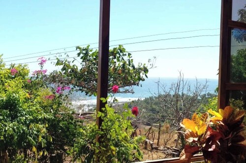 Room-el Zonte Tiki Wake Up & Surf, Oce