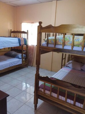 Shared Dormitory, 1 Bedroom, Accessible, Balcony - Room-el Zonte Tiki Surfer Beds Steps f (Chiltiupan)