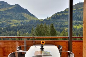 Condo, Balcony, Mountain View | Outdoor dining - Hölderle Damüls (Damüls)