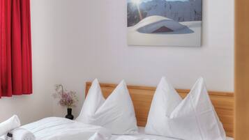 Apartment | Schallisolierte Zimmer, Bügeleisen/Bügelbrett, kostenloses WLAN