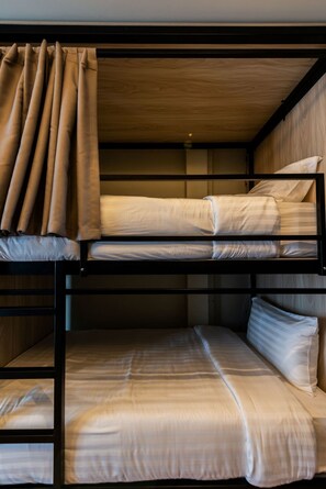 Shared Dormitory, Women only, Non Smoking | Free WiFi - Hostel de Kaya (Bangkok Noi)