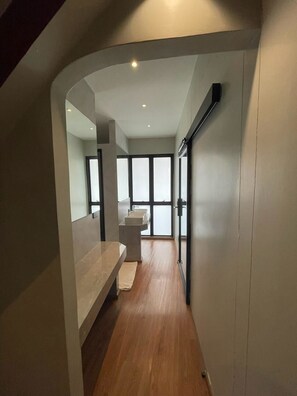 Bathroom - Hostel de Kaya (Bangkok Noi)