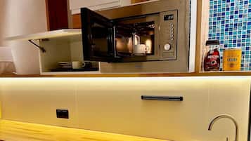 Kühlschrank, Mikrowelle