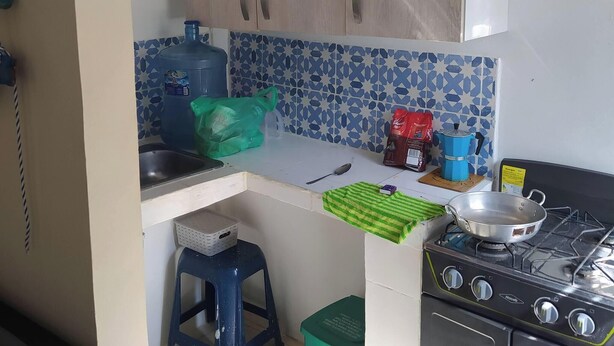 Refrigerador, placa de cocina