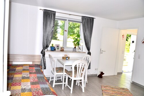 Apartment on Equestrian Estate with Shared Terrace, Garden, and Wi-Fi