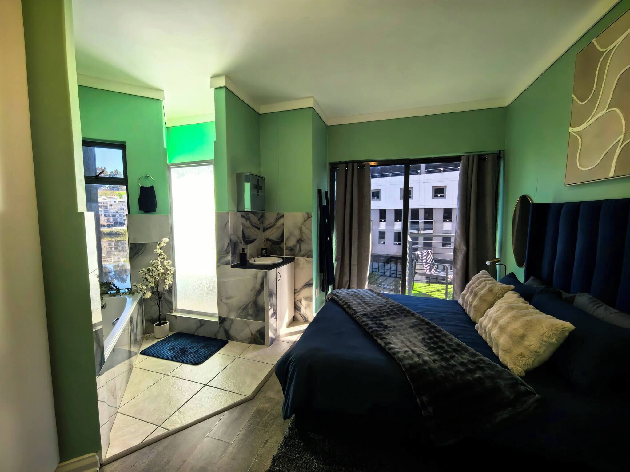 1 bedroom, iron/ironing board, internet, bed sheets