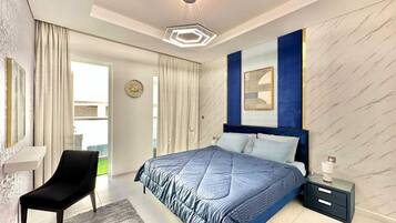 Blackout curtains, iron/ironing board, free WiFi