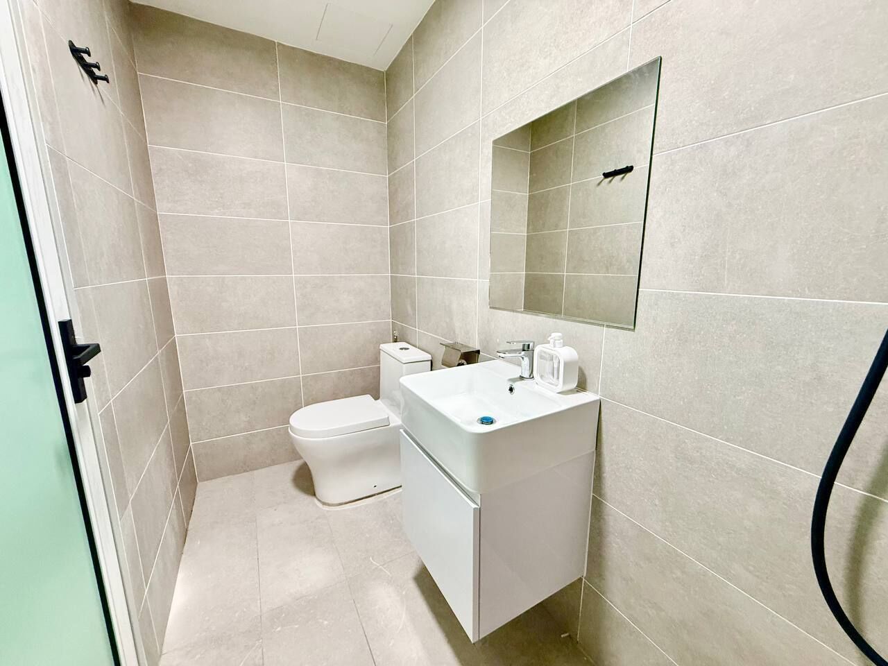 Elite Apartment, 2 Bedrooms, Non Smoking, City View | Bathroom