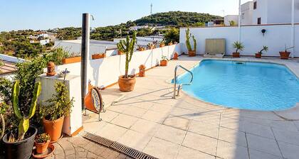Cozy home in El Castillo de las Gua