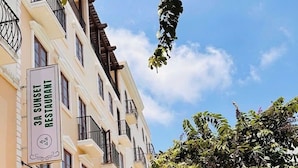 Ngoại thất