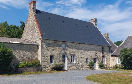 Stunning home in SAINT-GERMAIN-DU-PERT with WiFi