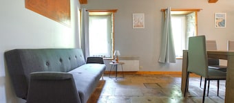 2 bedroom amazing home in SAINT-GERMAIN-DU-PERT