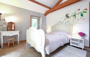 2 bedrooms, travel cot, free WiFi - 2 bedroom lovely home in SAINT-GERMAIN-DU-PERT (SAINT-GERMAIN-DU-PERT)