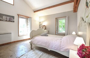 2 Schlafzimmer, Reisekinderbett, kostenloses WLAN