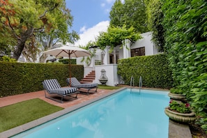 Signature Double or Twin Room, Garden View | In-room safe, desk, laptop workspace, blackout curtains - The Claremont Boutique Hotel (Cape Town)