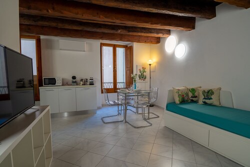 Sotto la Torre Apartment