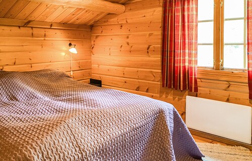 Stunning home in Bjorli with WiFi