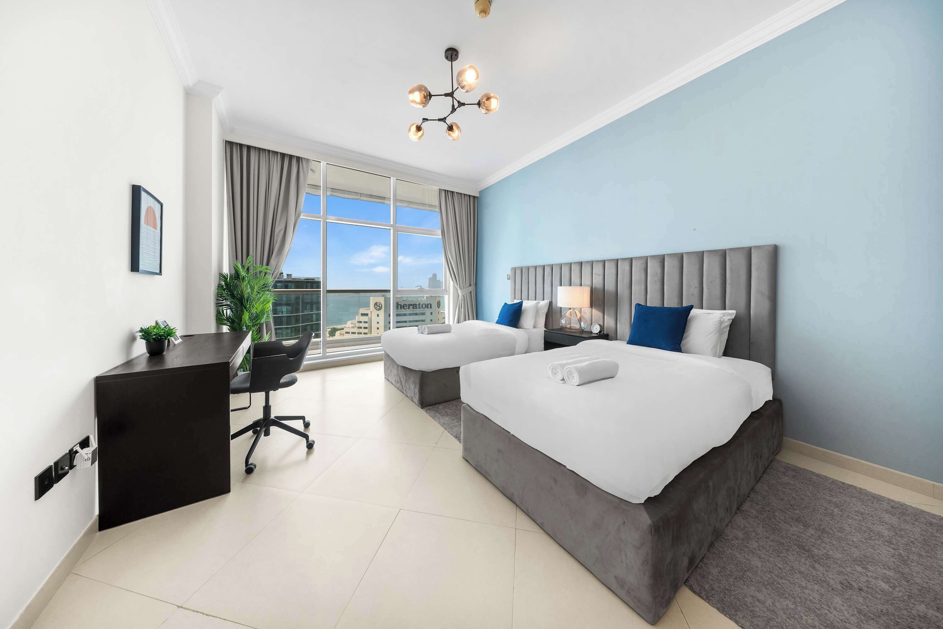 4 bedrooms, iron/ironing board, WiFi, bed sheets
