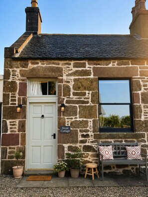 Exterior - Stone Cottage
Relax & Unwind | Cosy Cinema Retreat (Laurencekirk)