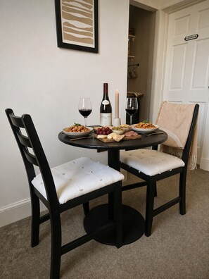 Dining - Stone Cottage
Relax & Unwind | Cosy Cinema Retreat (Laurencekirk)