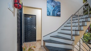 Lobby - Hotel Misty Prime (Indore)