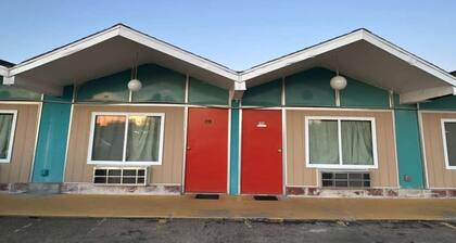 Single Bed|Smoking|Benton, IL
