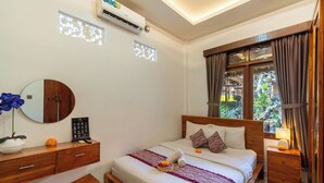 Gambar tidak terklasifikasi, 5 dari 108, tombol