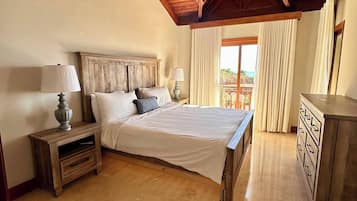 Villa, 3 Schlafzimmer, Raucher, eigener Pool | 4 Schlafzimmer