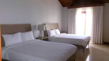 Villa, 3 habitaciones, para fumadores, alberca privada | 4 habitaciones