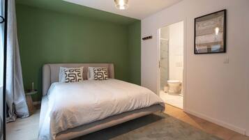 1 chambre, bureau, fer et planche à repasser, Wi-Fi gratuit