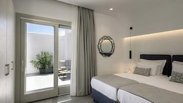 In-room safe, iron/ironing board, free WiFi