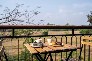 Villa de lujo, 3 habitaciones, piscina privada | Restaurante al aire libre