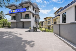 Front of property - Fabhotel Casa Mandrem (Mandrem)