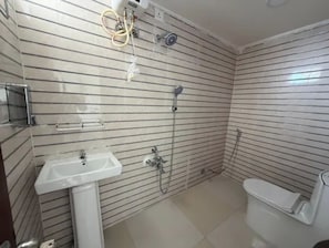 Ducha, cabezal de ducha tipo lluvia, artículos de tocador gratuitos