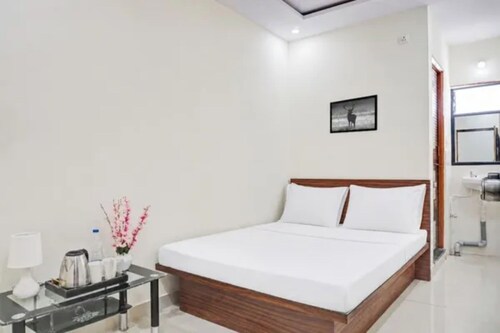 Fabhotel Nutan Lodging