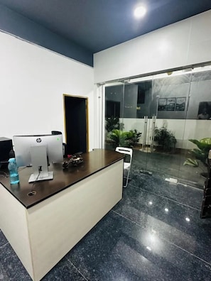 Reception - Fabhotel Seton (Hyderabad)
