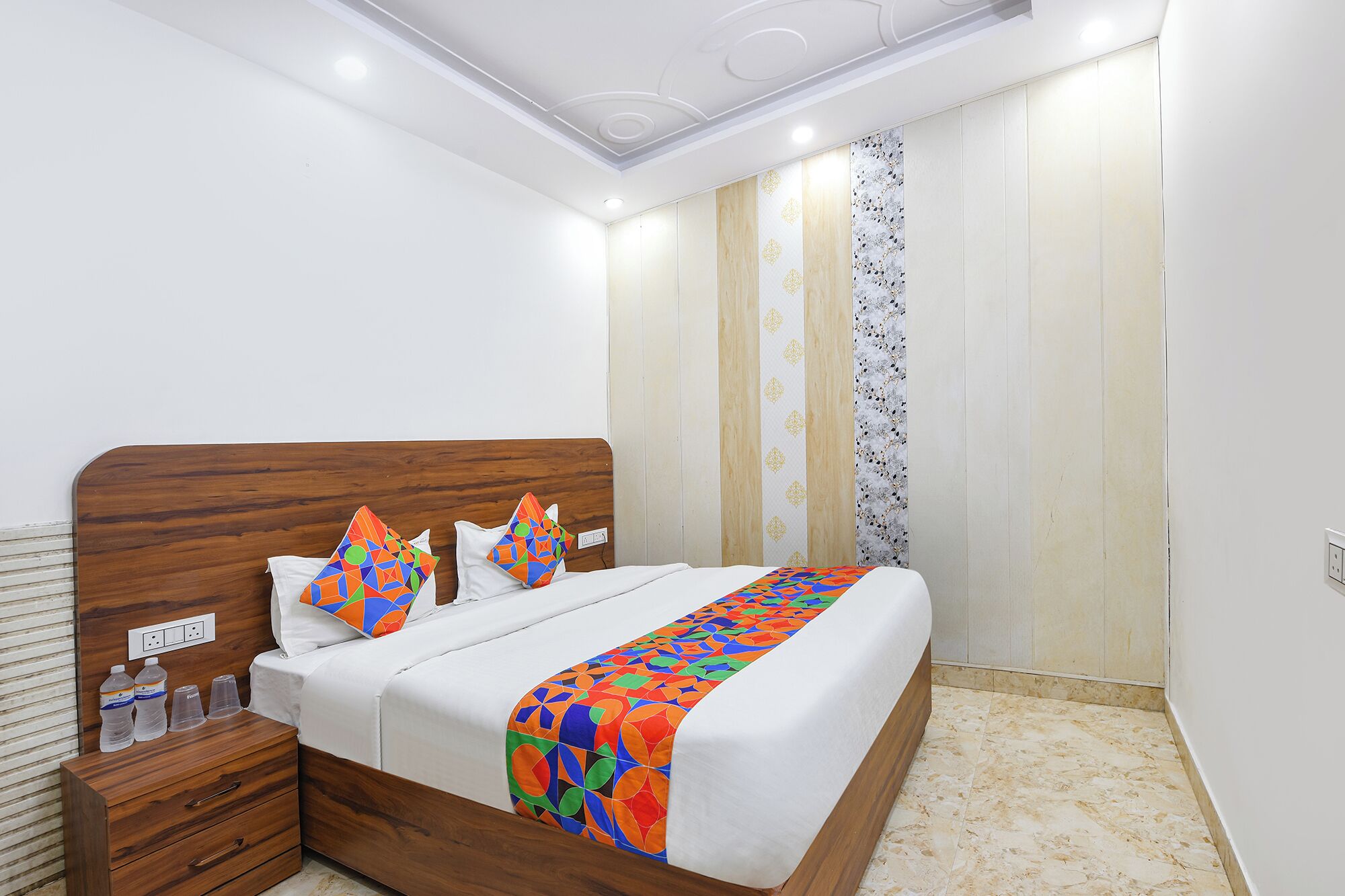 Egyptian cotton sheets, premium bedding, in-room safe, desk