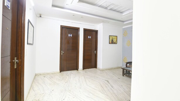 Unclassified image, 1 of 29, button - Fabhotel Red Flag (Gurugram)