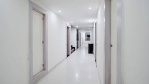 Lobby - Fabhotel Saanvi Paradise (Bhopal)
