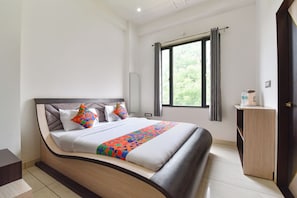 Habitación Deluxe | Sábanas de algodón egipcio, ropa de cama de alta calidad, caja fuerte