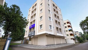 Front of property - Fabhotel Galaxy Stay (Pune)