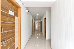 Lobby - Fabhotel Sj Comforts (Bangalore)