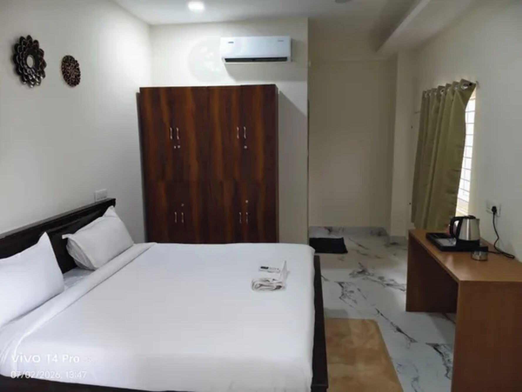 Deluxe-Zimmer | Bettwäsche aus ägyptischer Baumwolle, hochwertige Bettwaren, Zimmersafe