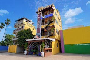 Front of property - Fabhotel Le Pondy (Puducherry)