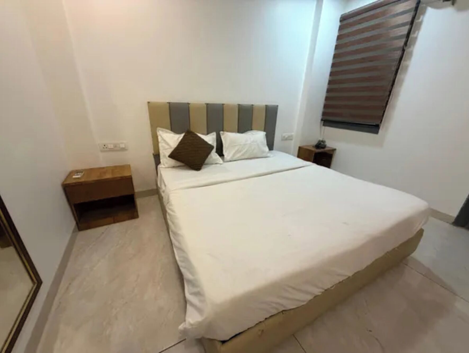 Deluxe Room | Egyptian cotton sheets, premium bedding, in-room safe, desk