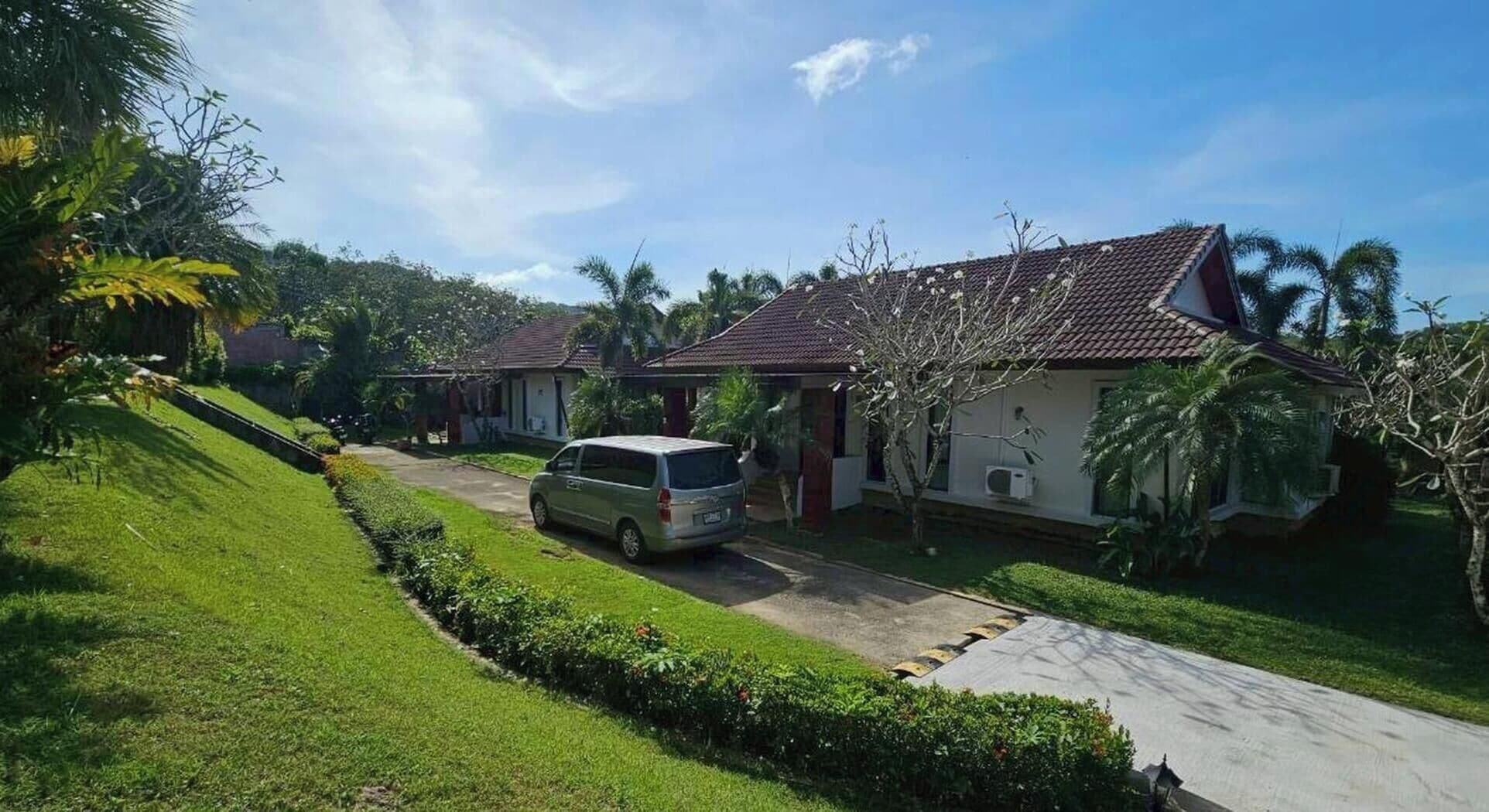 House, 3 Bedrooms | Property grounds