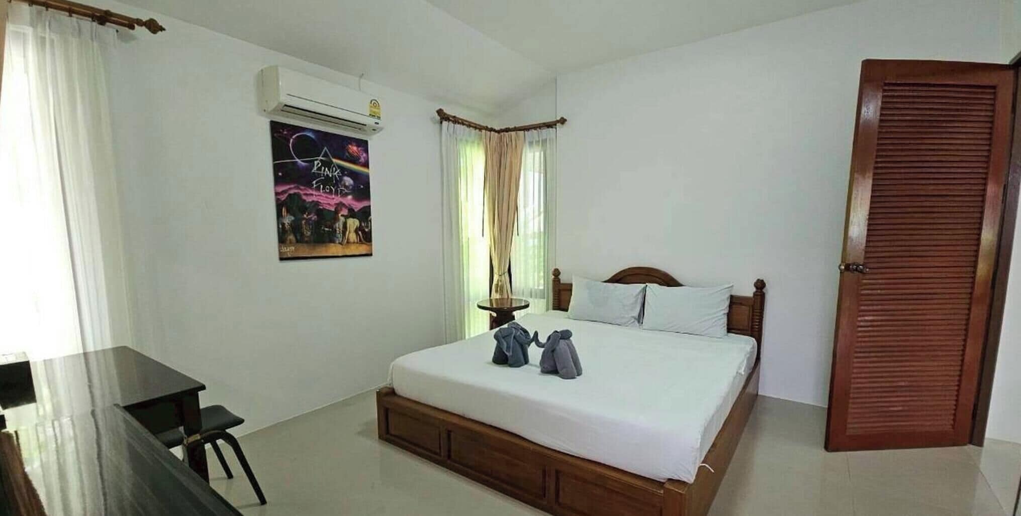 3 bedrooms